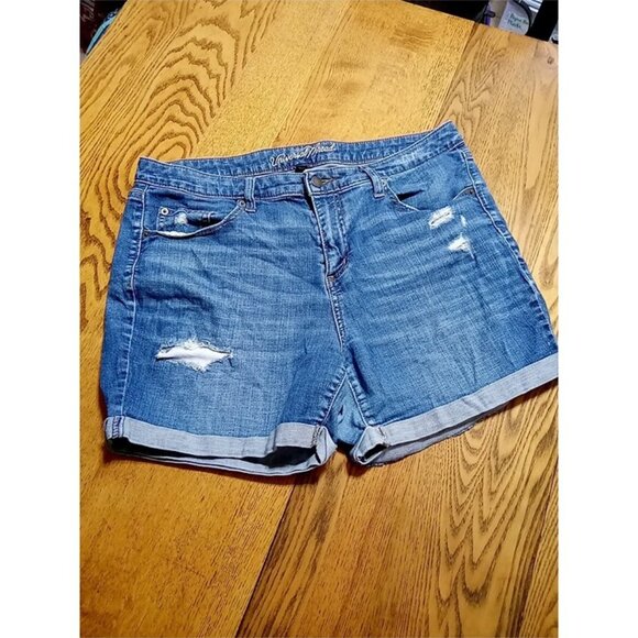 Universal Thread Pants - UNIVERSAL THREAD Jeans Shorts Womens  14 / 32 Blue MID RISE BOYFRIEND Preowned
